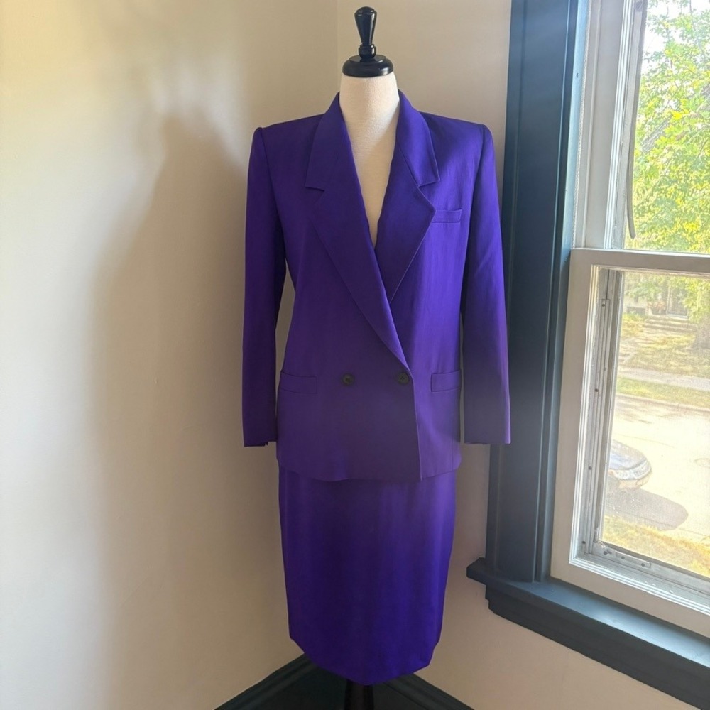 Christian Dior The Suit 1980's Purple Suit Skirt Set Wool Size‎ 8 Purple Power